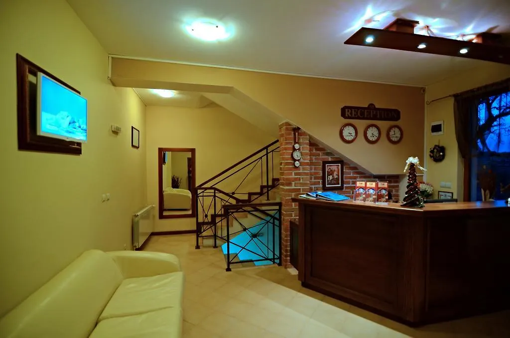 Family Hotel Lazur 반스코