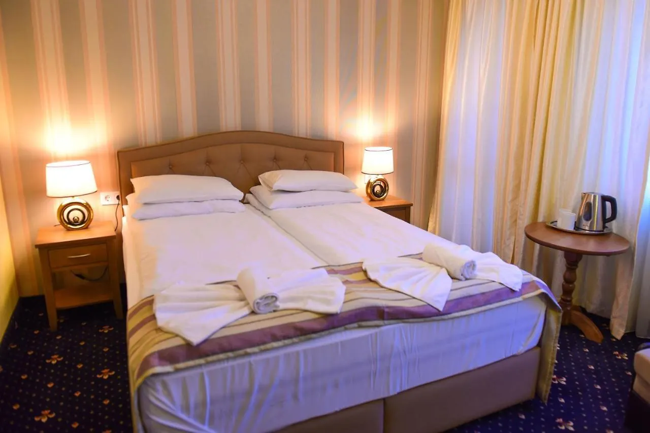 Family Hotel Lazur Bansko 3*,  Bulgaria
